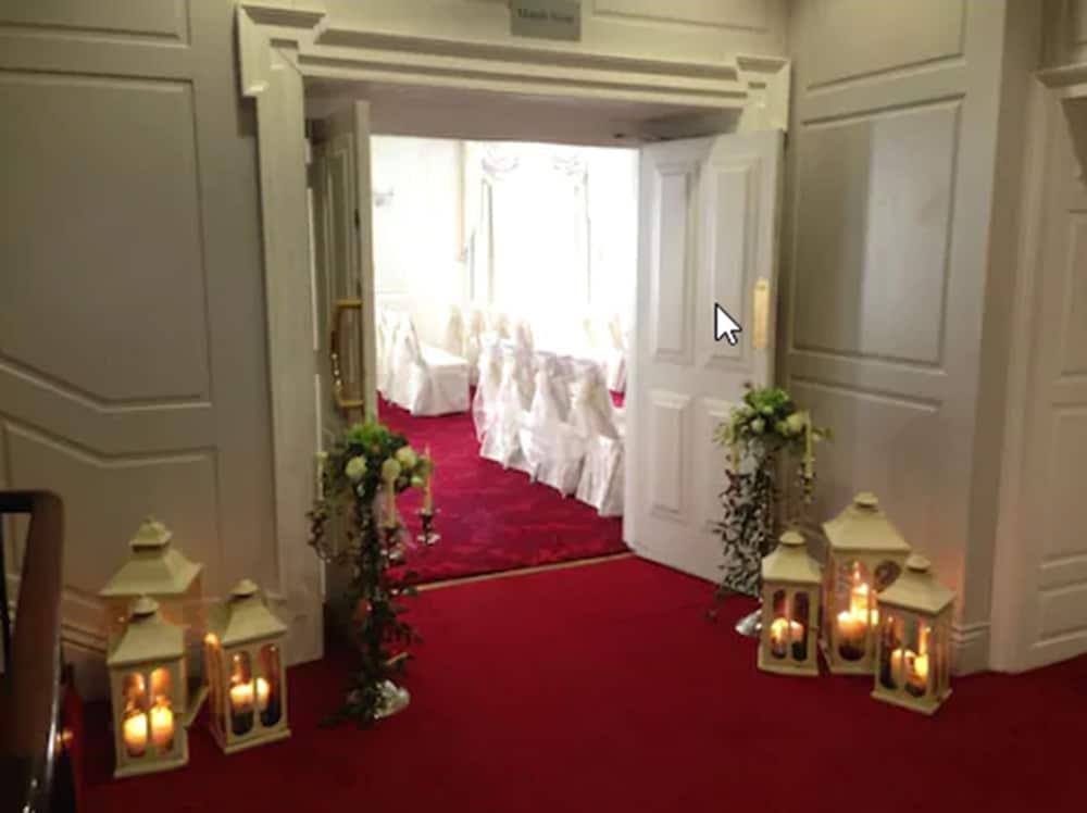 קורק Rochestown Park Hotel & Leisure Centre מראה חיצוני תמונה