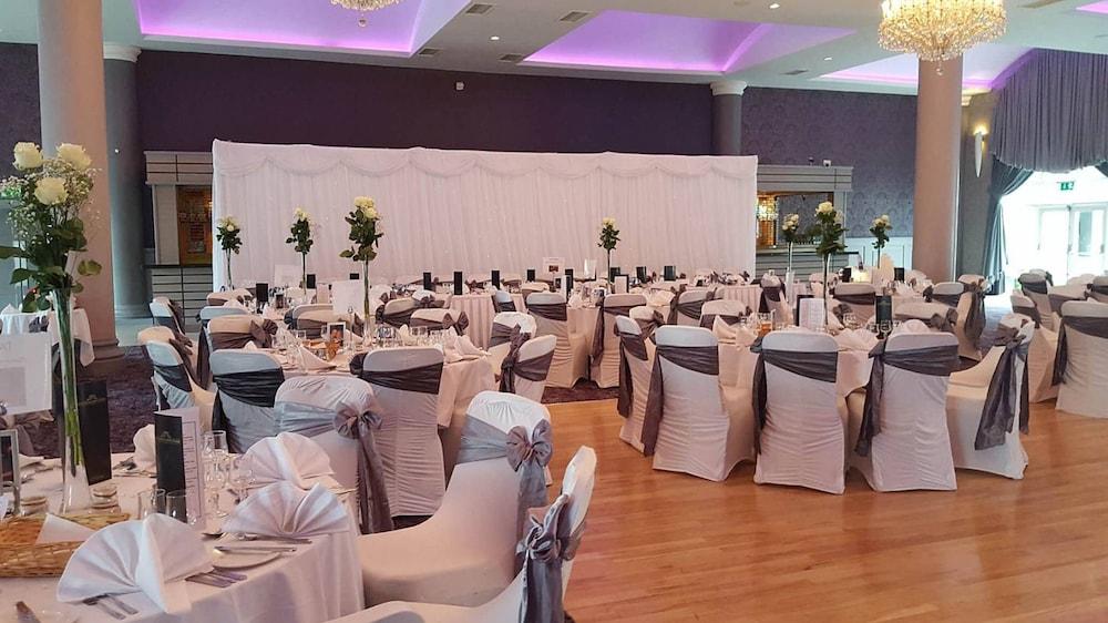 קורק Rochestown Park Hotel & Leisure Centre מראה חיצוני תמונה