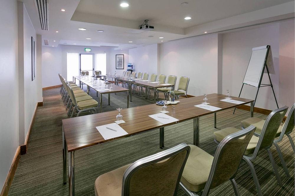קורק Rochestown Park Hotel & Leisure Centre מראה חיצוני תמונה